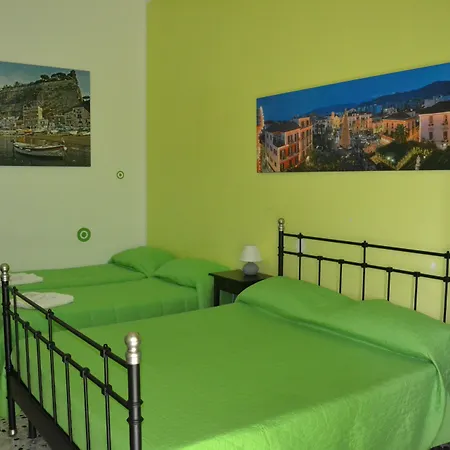 לינה וארוחת בוקר Experience 4*